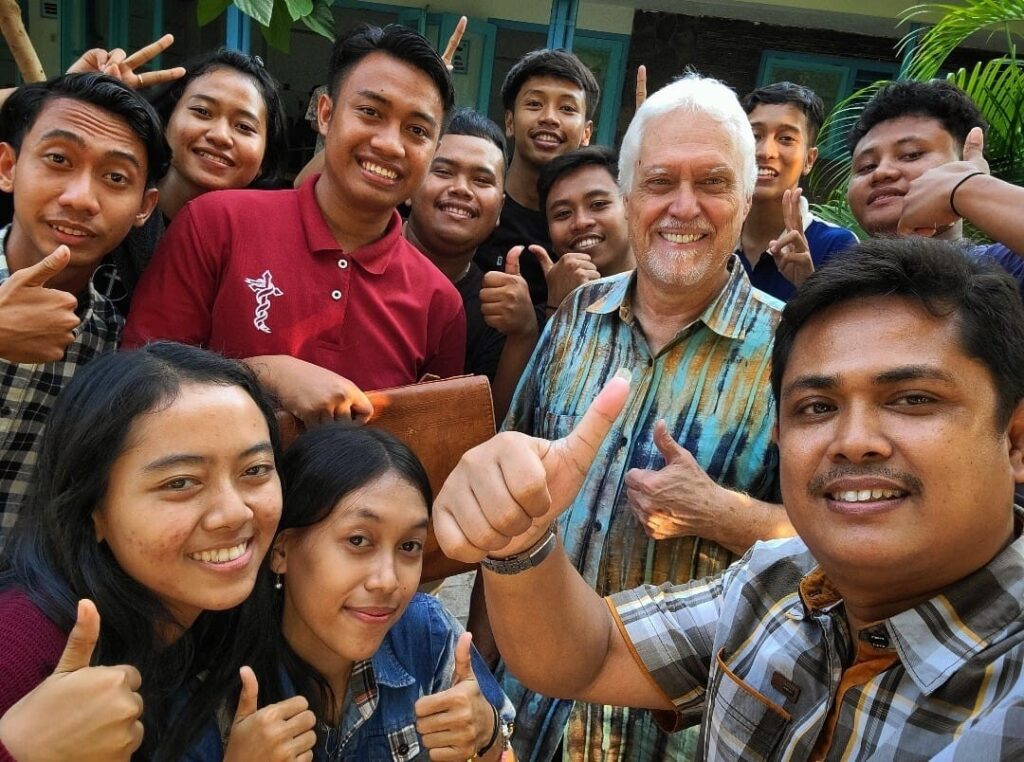 James Krabill with students at STAKWW (Sekolah Tinggi Agama Kristen Wiyata) in Pati, Indonesia.