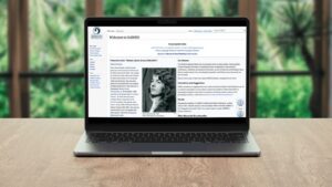 Encyclopedia expands user access