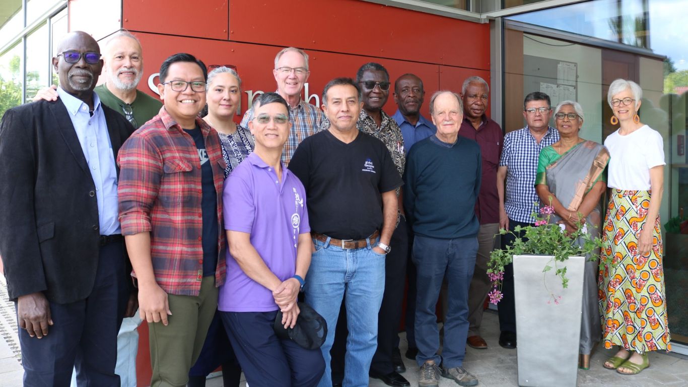 2025 Regional Reps - different size